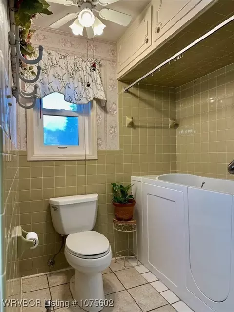 Bath - 6724 Riviera Dr, Fort Smith, AR 72903 photo 5 of 5