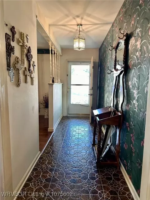 Entry Way - 6724 Riviera Dr, Fort Smith, AR 72903 photo 1 of 1