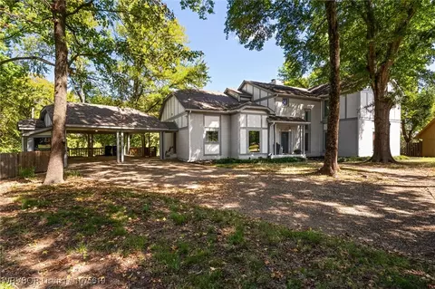 5 Riverlyn Ter, Fort Smith, AR 72903 photo 2