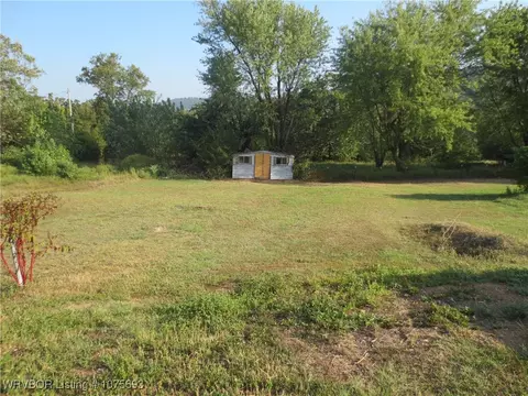 1024 Logan St, Altus, AR 72821 photo 3