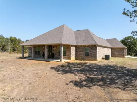 7900 Shaver Rd, Lavaca, AR 72941 photo 4