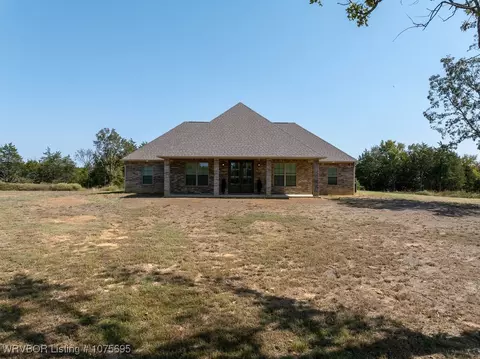 7900 Shaver Rd, Lavaca, AR 72941 photo 3