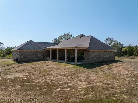 7900 Shaver Rd, Lavaca, AR 72941 photo 5