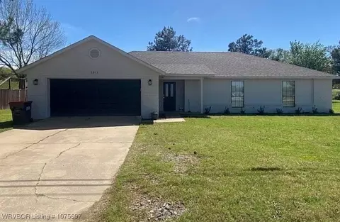 1911 E Center St, Greenwood, AR 72936