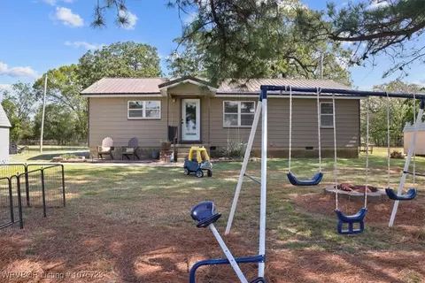 Exterior - 40343 Old Pike Rd, Howe, OK 74940 photo 4 of 7