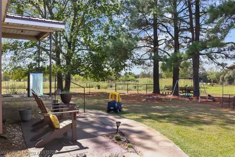 Exterior - 40343 Old Pike Rd, Howe, OK 74940 photo 3 of 7