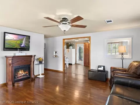 Living - 40343 Old Pike Rd, Howe, OK 74940 photo 4 of 4