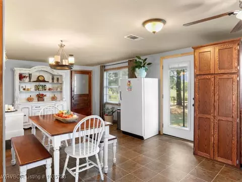 Dining - 40343 Old Pike Rd, Howe, OK 74940 photo 1 of 3