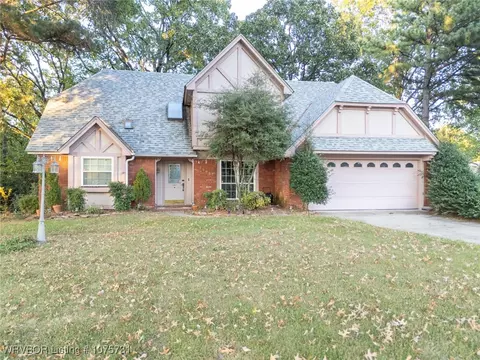 2505 Skye Rd, Fort Smith, AR 72908 photo 2
