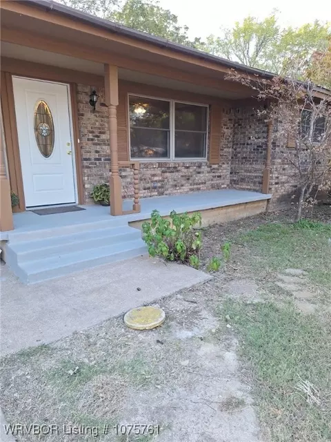 109 Todd St, Poteau, OK 74953
