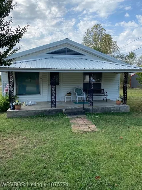 304 SE Pine St, Red Oak, OK 74563 photo 1