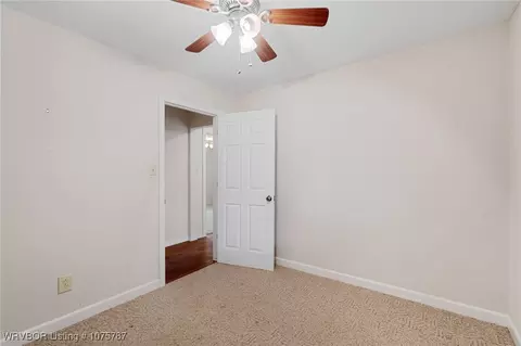 Bedroom - 2109 Highway 255, Lavaca, AR 72941 photo 2 of 7