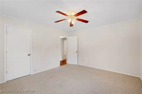 Bedroom - 2109 Highway 255, Lavaca, AR 72941 photo 4 of 7