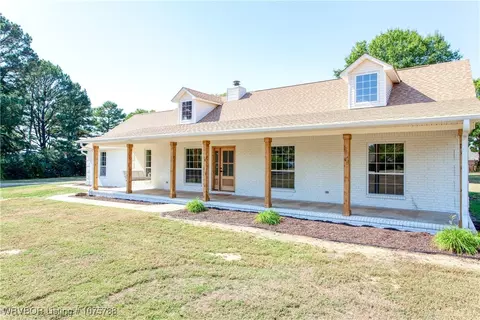 Exterior - 2027 Glen W, Fort Smith, AR 72916 photo 3 of 4