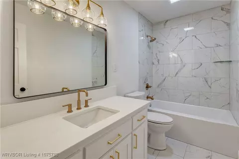 Bath - 2027 Glen W, Fort Smith, AR 72916 photo 4 of 4