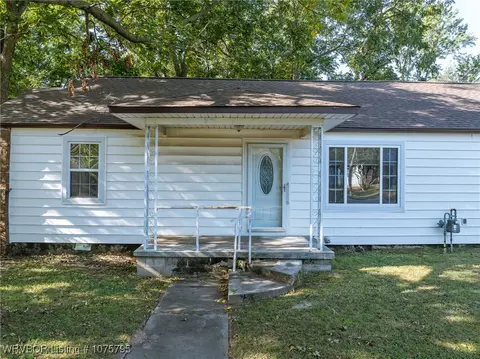 Exterior - 3618 Wilma Ave, Fort Smith, AR 72904 photo 4 of 9