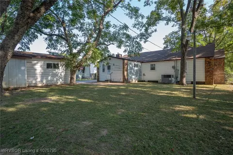 Exterior - 3618 Wilma Ave, Fort Smith, AR 72904 photo 7 of 9