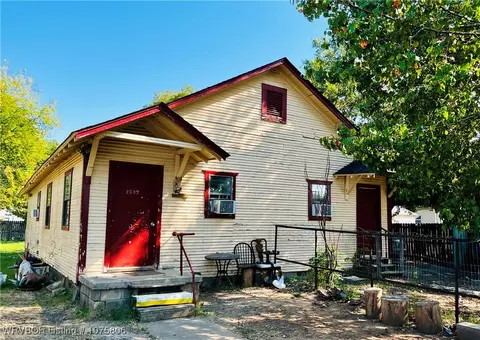 2300 N 27th St, Fort Smith, AR 72904