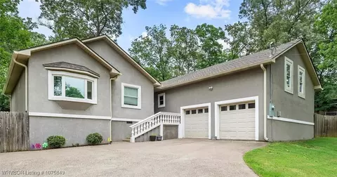 113 Peppermint Ter, Hot Springs, AR 71913