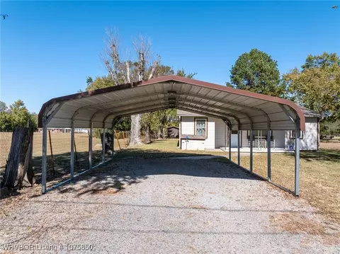 Exterior - 716 E Adams Ave, Midland, AR 72945 photo 3 of 6