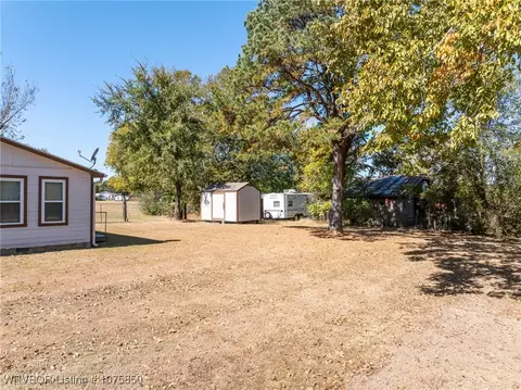 Exterior - 716 E Adams Ave, Midland, AR 72945 photo 6 of 6