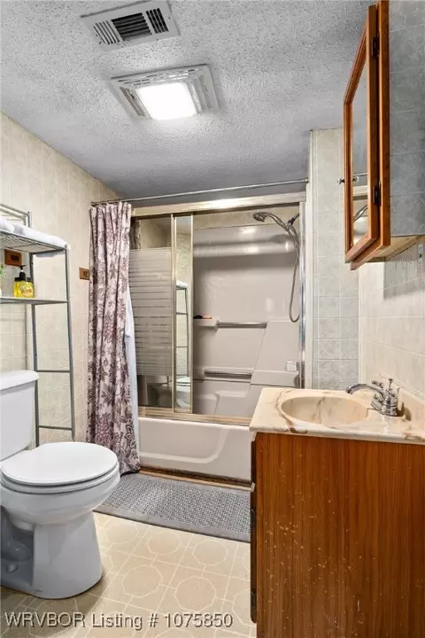 Bath - 716 E Adams Ave, Midland, AR 72945 photo 1 of 1