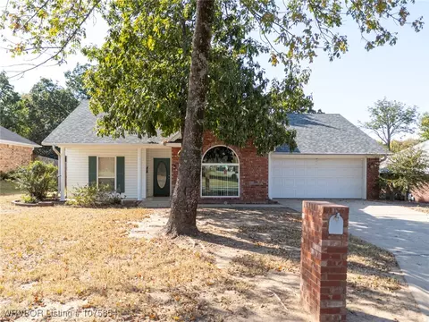 9800 Bridgeford Rd, Fort Smith, AR 72908