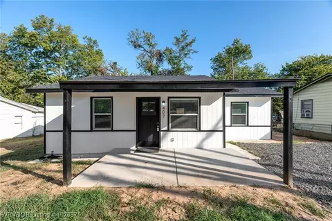 407 Hemlock St, Van Buren, AR 72956