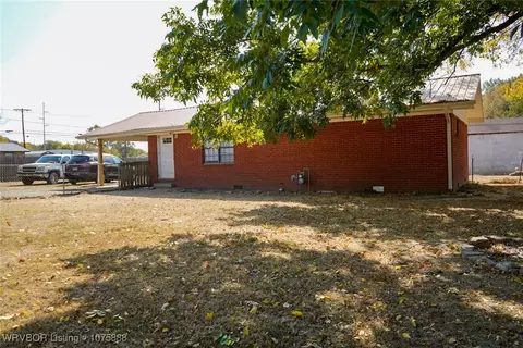 45 Brad St, Booneville, AR 72927