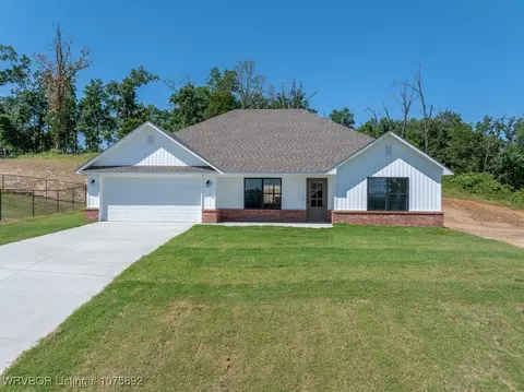 2020 Lisa Ln, Van Buren, AR 72956