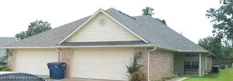 1008 Trenton Dr, Fort Smith, AR 72908