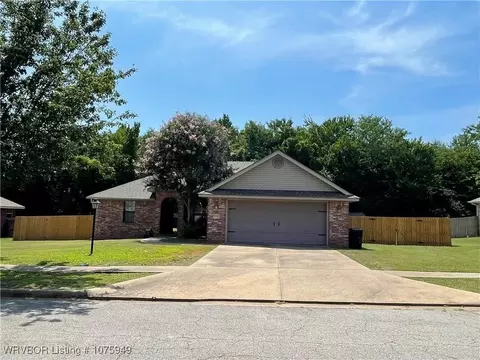 111 Daybreak Ln, Alma, AR 72921 photo 1