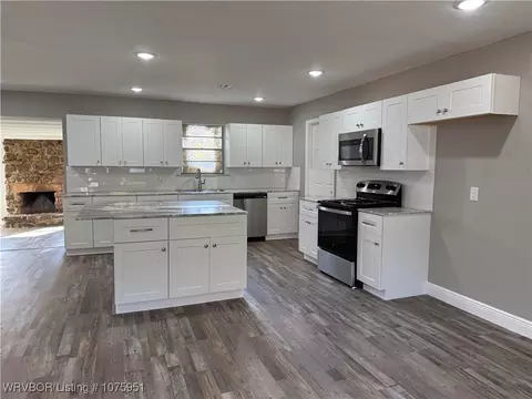 4618 S Q St, Fort Smith, AR 72903 photo 9