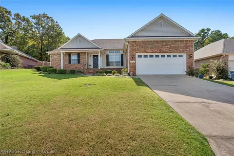 3316 Kinross Dr, Fort Smith, AR 72908 photo 2