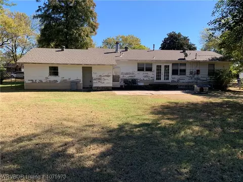 4916 S 33rd St, Fort Smith, AR 72903 photo 8