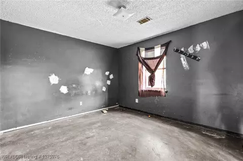 Bedroom - 3204 27th St, Fort Smith, AR 72904 photo 8 of 9
