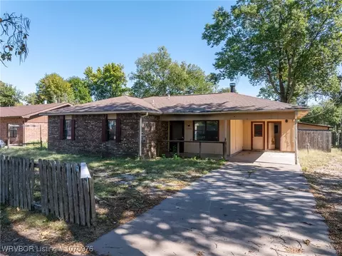 3204 27th St, Fort Smith, AR 72904