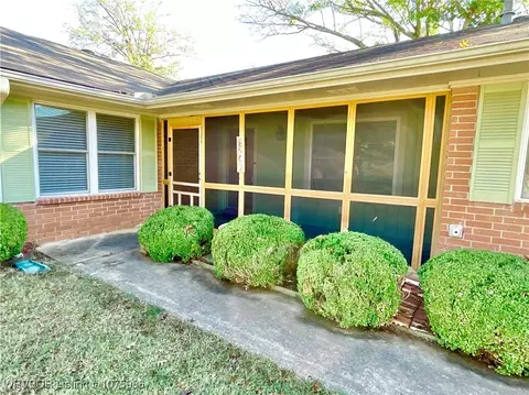 Exterior - 6400 Ellsworth Rd, Fort Smith, AR 72903 photo 3 of 7