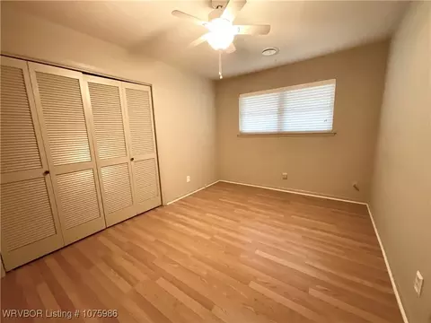 Bedroom - 6400 Ellsworth Rd, Fort Smith, AR 72903 photo 4 of 5