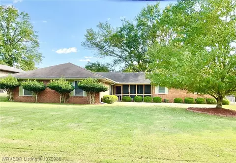 6400 Ellsworth Rd, Fort Smith, AR 72903