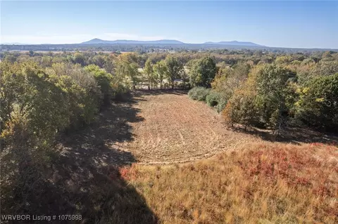 6100 Bermuda Grass Loop, Hackett, AR 72937 photo 17