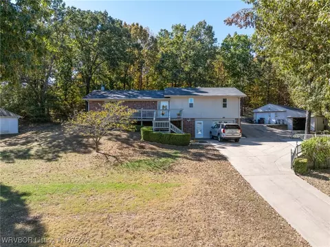 1219 Hidden Vly, Greenwood, AR 72936