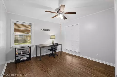 Bedroom - 2905 S 36th St, Fort Smith, AR 72903 photo 3 of 6