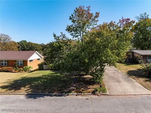 View/Area - 2905 S 36th St, Fort Smith, AR 72903 photo 1 of 6