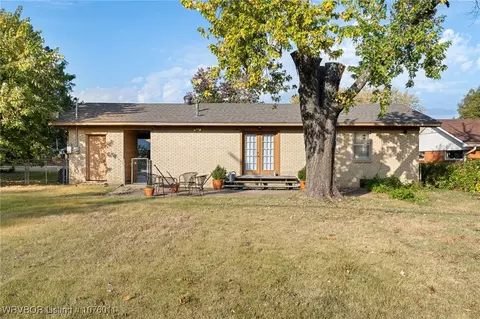 Exterior - 2905 S 36th St, Fort Smith, AR 72903 photo 4 of 10