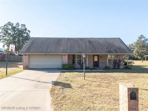1208 Taos St, Van Buren, AR 72956
