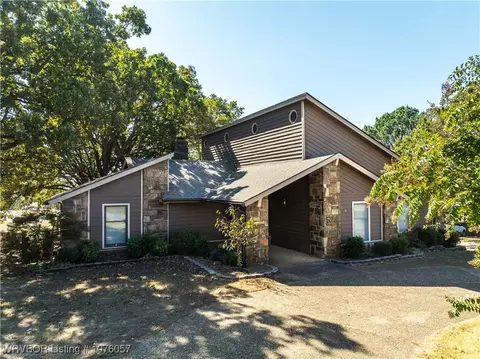 1628 N Mountain Grove Rd, Alma, AR 72921