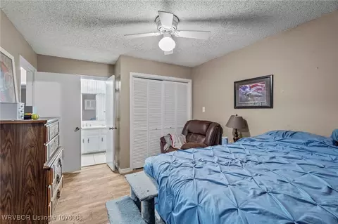 Bedroom - 1400 Mesa Dr, Fort Smith, AR 72908 photo 4 of 5