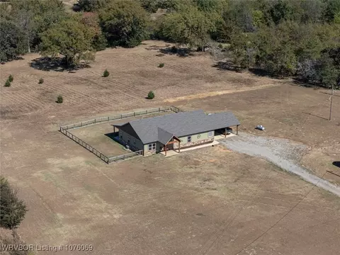 469725 E 1090 Rd, Muldrow, OK 74948 photo 5