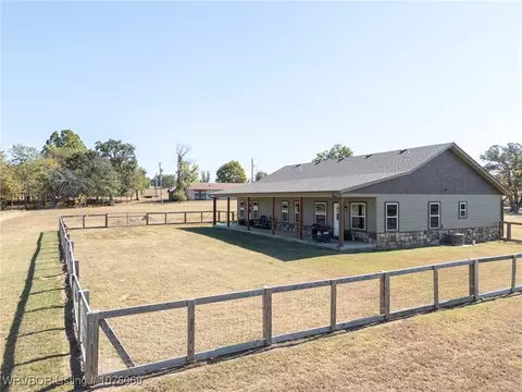 469725 E 1090 Rd, Muldrow, OK 74948 photo 25